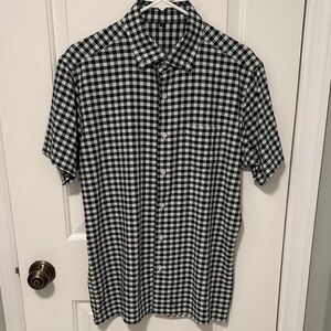 State and Liberty checkered short sleeve button down